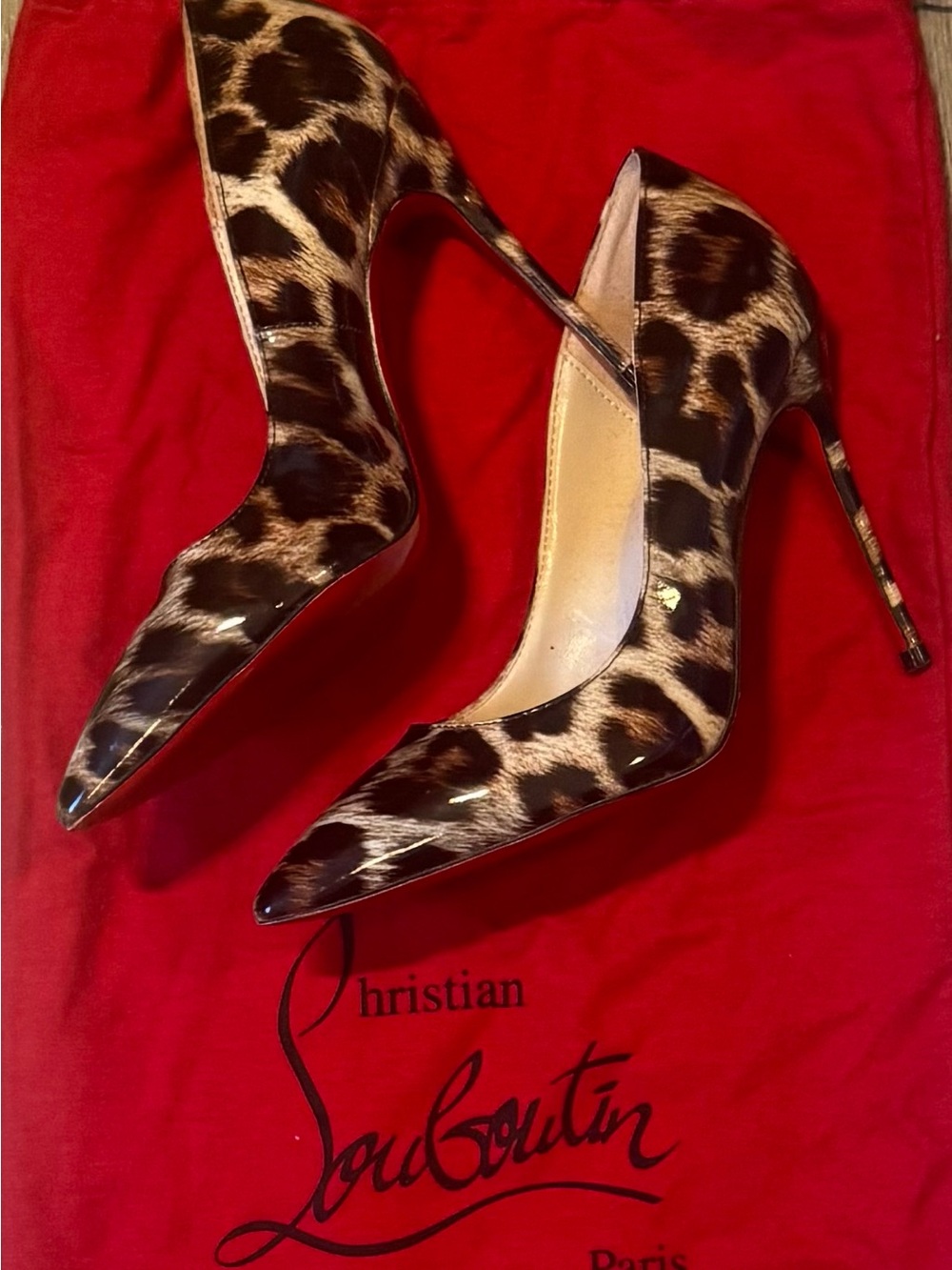 Christian Louboutin Leopard-Print Patent Pointed-Toe Pumps 38EU 8US - Picture 2 of 6